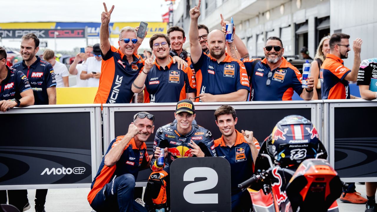 PERRONE TO LAUNCH FROM FIRST ROW IN HUNGARY WHILE ROULSTONE WILL LEAD ROW 3